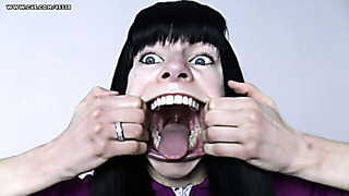 Sharada's Brutal Mouth Stretching With Massive Objects POV!