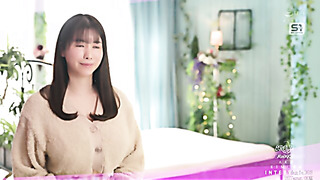 L-CUP ASIAN SLUT'S FIRST SQUIRT ORGASM EXPLODES!